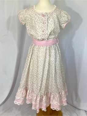 Girls Vintage 80’s Peaches & Cream Floral Cottagecore Dress size 10 12 Ruffle